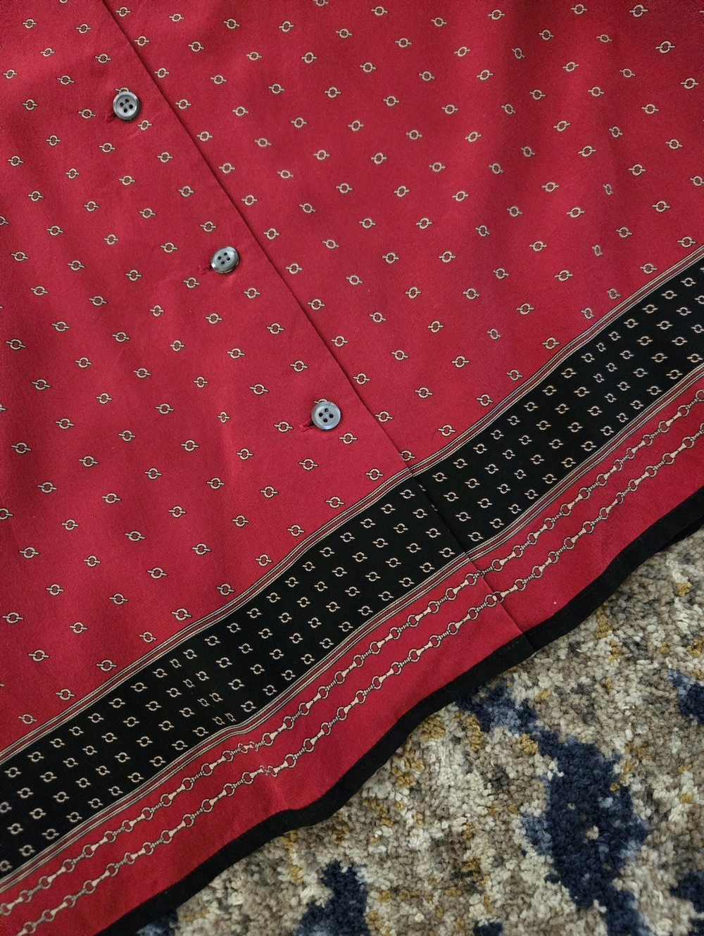 Vtg Silk Liz Claiborne Short Sleeve Button Down Red Black - Picture 5 of 7